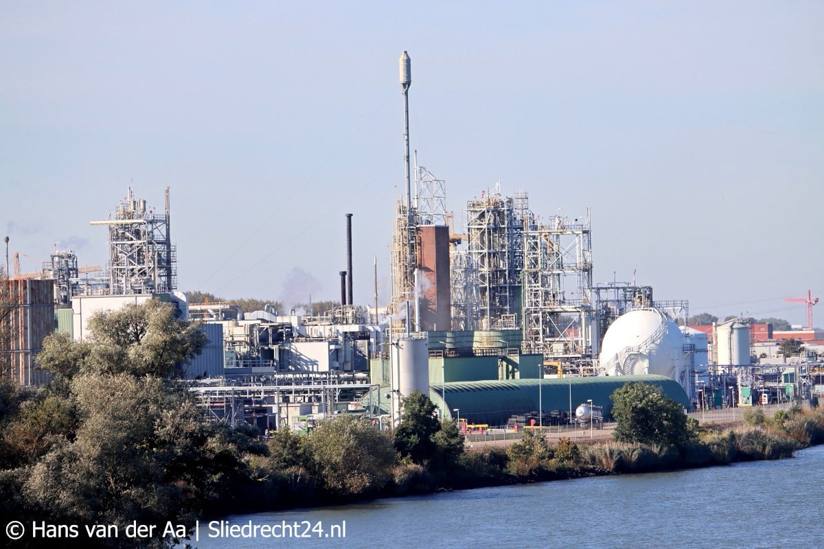 Justitie Begint Strafrechtelijk Onderzoek Naar Chemiebedrijf ...